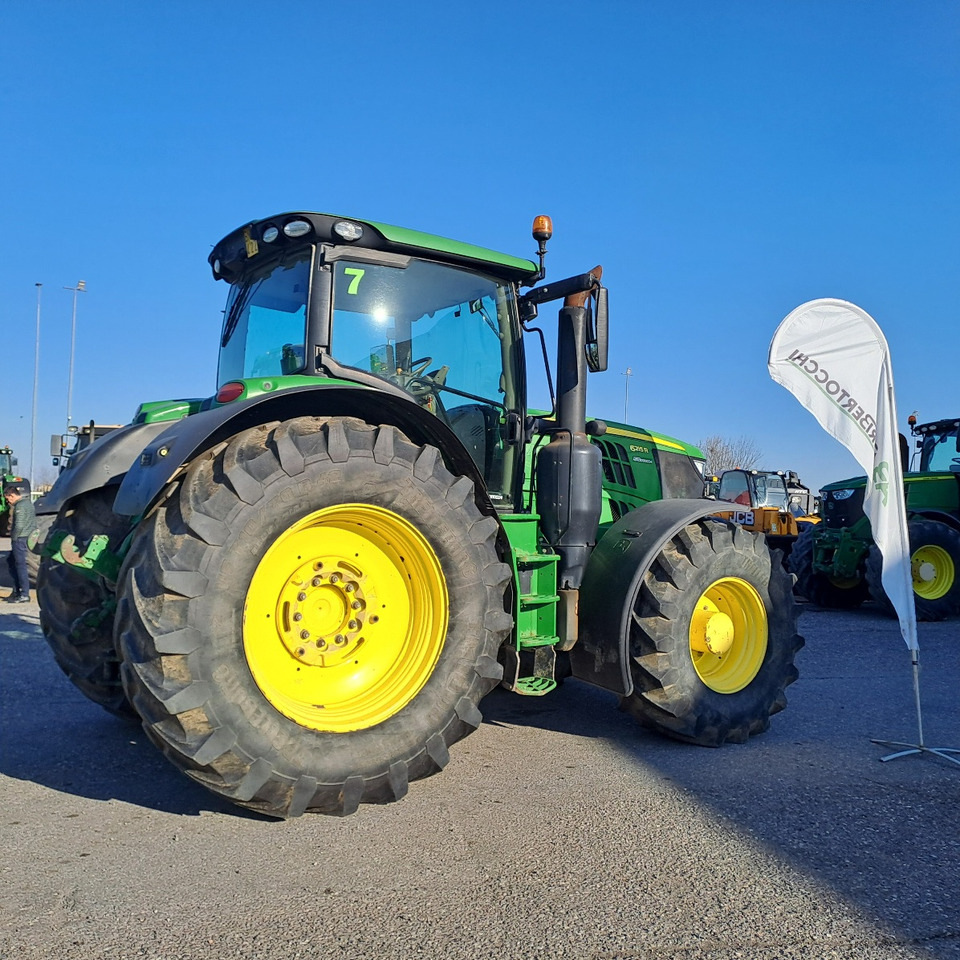JOHN DEERE 6215R - Τρακτέρ: φωτογραφία 3 JOHN DEERE 6215R - Τρακτέρ: φωτογραφία 3