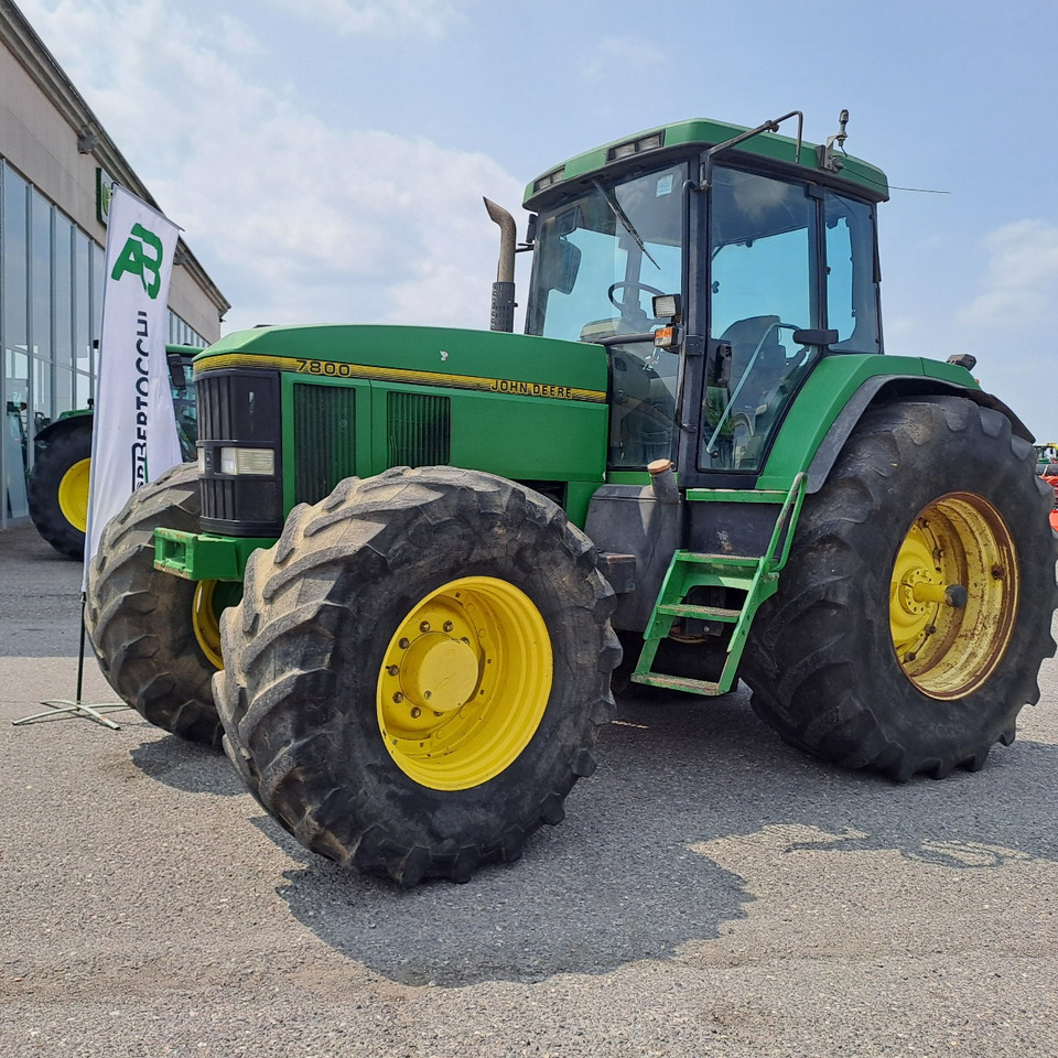 JOHN DEERE 7800 - Τρακτέρ: φωτογραφία 1 JOHN DEERE 7800 - Τρακτέρ: φωτογραφία 1