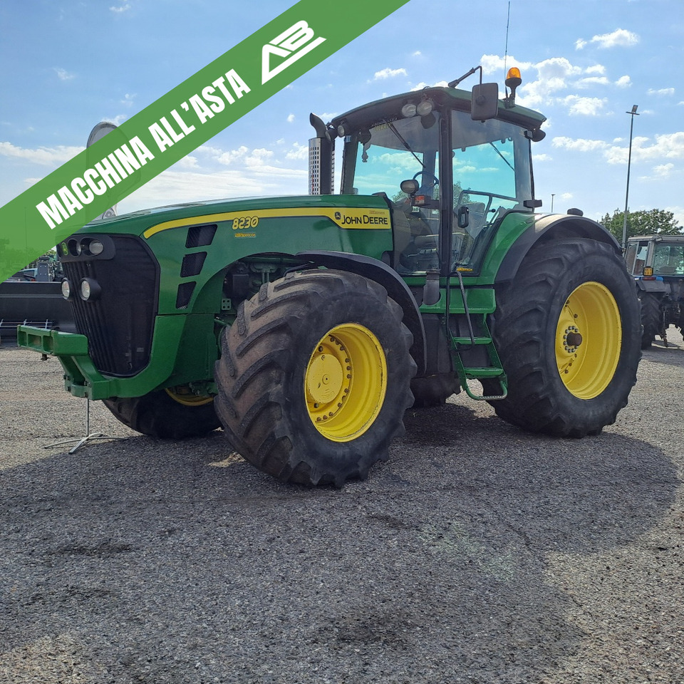 JOHN DEERE 8230 - ASTA AGRIBERTOCCHI - Τρακτέρ: φωτογραφία 3 JOHN DEERE 8230 - ASTA AGRIBERTOCCHI - Τρακτέρ: φωτογραφία 3