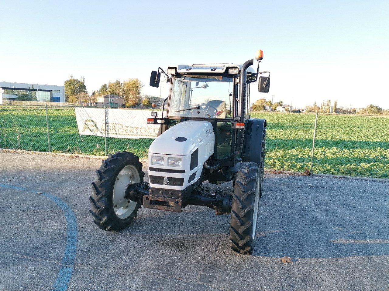 LAMBORGHINI R2.86 - Τρακτέρ: φωτογραφία 2 LAMBORGHINI R2.86 - Τρακτέρ: φωτογραφία 2
