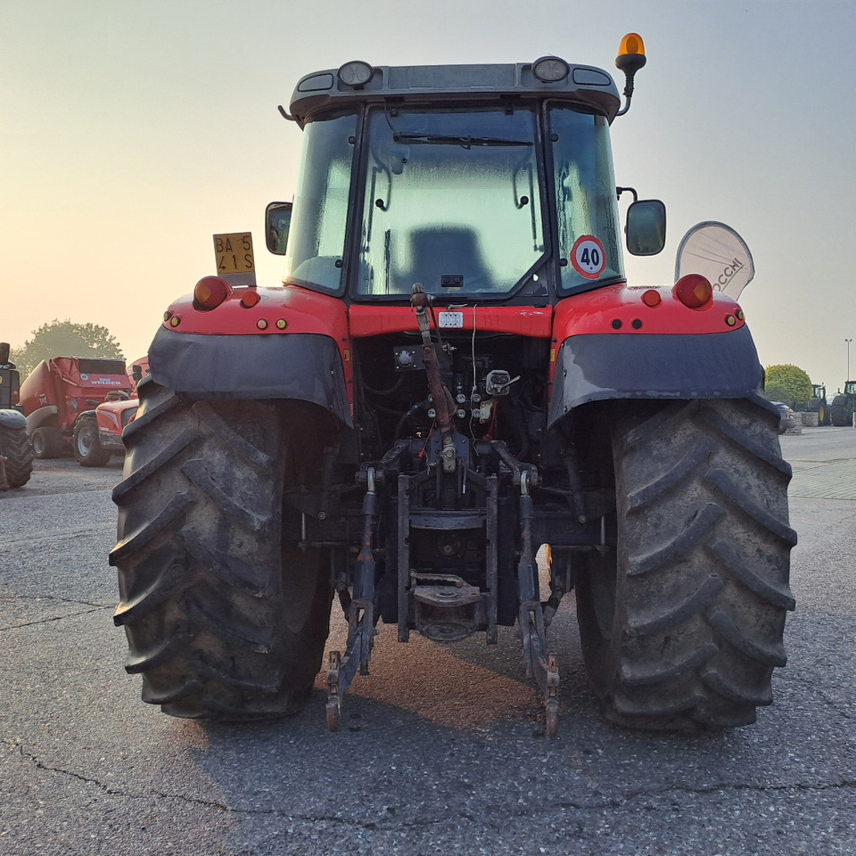 MASSEY FERGUSON 6465 DYNA 6 - ASTA AGRIBERTOCCHI - Τρακτέρ: φωτογραφία 4 MASSEY FERGUSON 6465 DYNA 6 - ASTA AGRIBERTOCCHI - Τρακτέρ: φωτογραφία 4