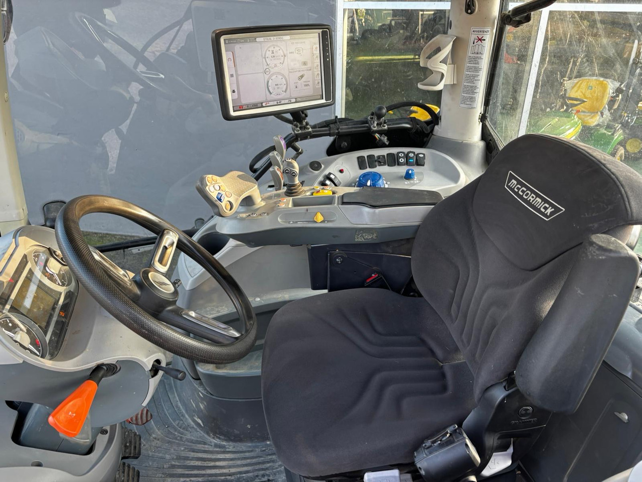 MCCORMICK - Τρακτέρ: φωτογραφία 5 MCCORMICK - Τρακτέρ: φωτογραφία 5