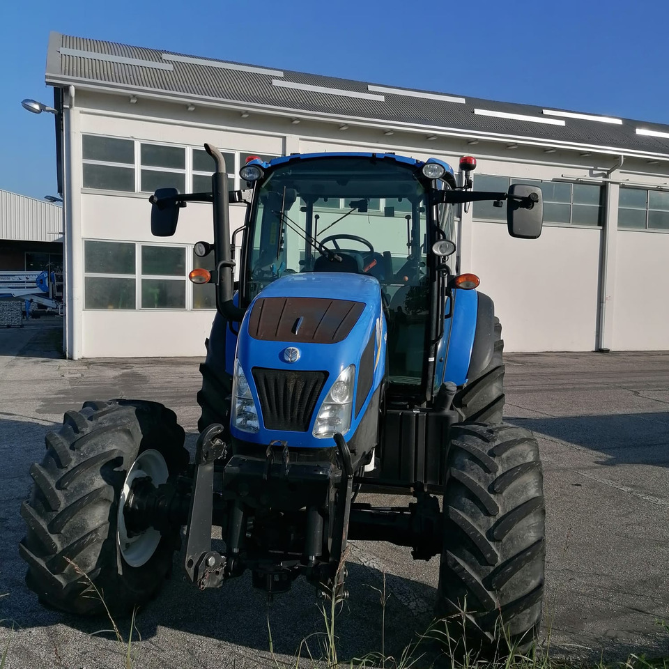 NEW HOLLAND T4.105 - Τρακτέρ: φωτογραφία 5 NEW HOLLAND T4.105 - Τρακτέρ: φωτογραφία 5