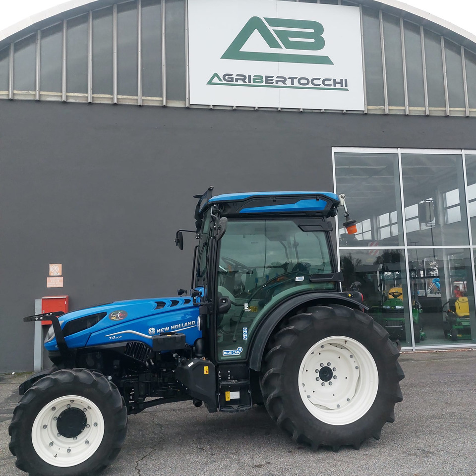 NEW HOLLAND T4 - Τρακτέρ: φωτογραφία 1 NEW HOLLAND T4 - Τρακτέρ: φωτογραφία 1