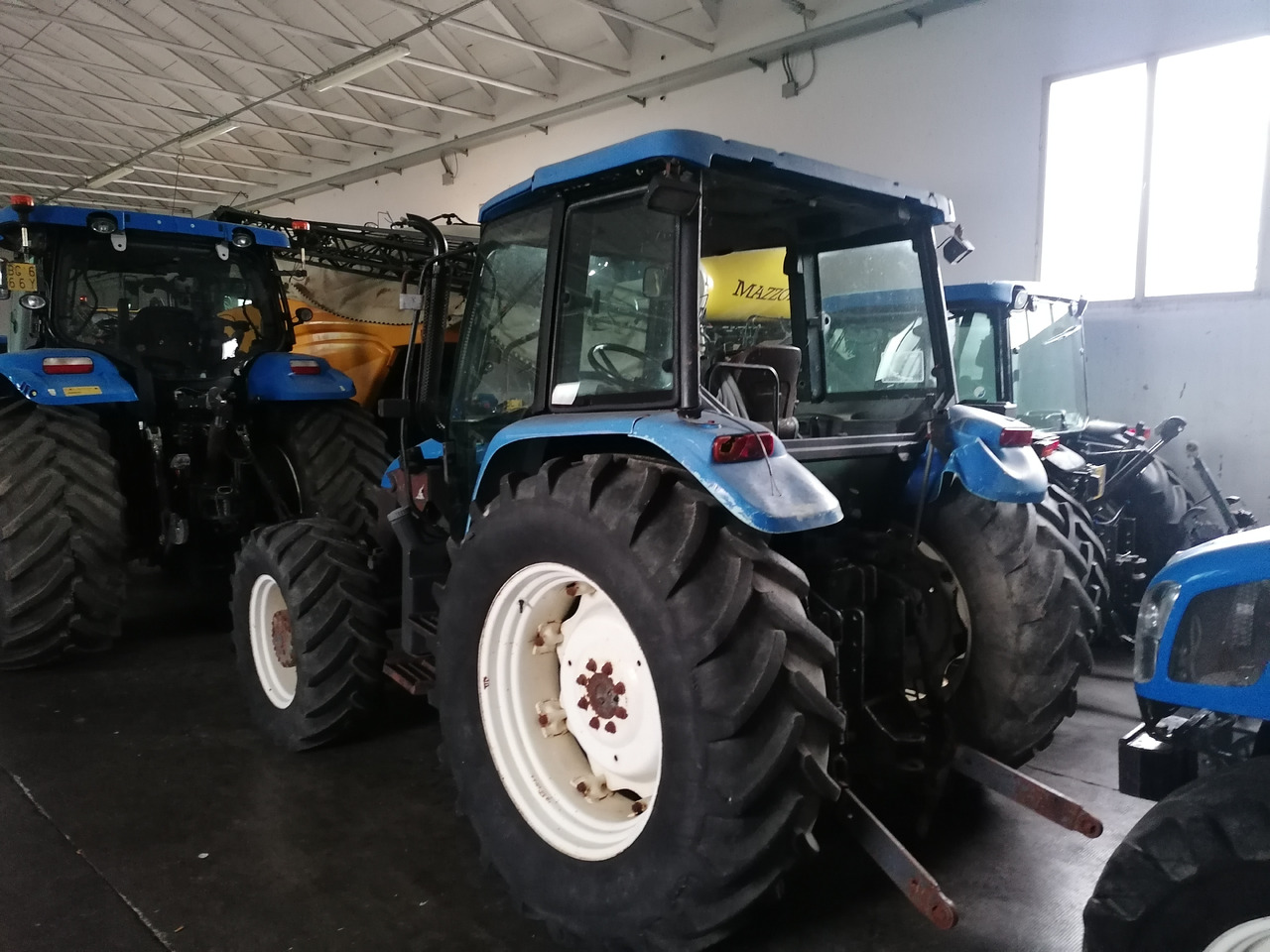 NEW HOLLAND TL 90 - Τρακτέρ: φωτογραφία 5 NEW HOLLAND TL 90 - Τρακτέρ: φωτογραφία 5