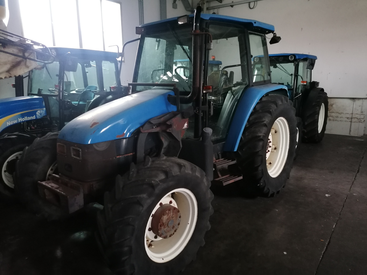 NEW HOLLAND TL 90 - Τρακτέρ: φωτογραφία 3 NEW HOLLAND TL 90 - Τρακτέρ: φωτογραφία 3