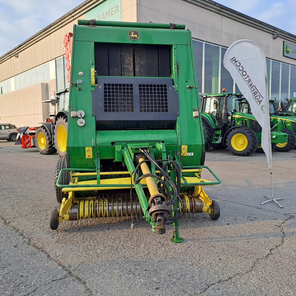 ROTOPRESSA JOHN DEERE 592 - Χορτοδετική μηχανή στρόγγυλης μπάλας: φωτογραφία 3 ROTOPRESSA JOHN DEERE 592 - Χορτοδετική μηχανή στρόγγυλης μπάλας: φωτογραφία 3