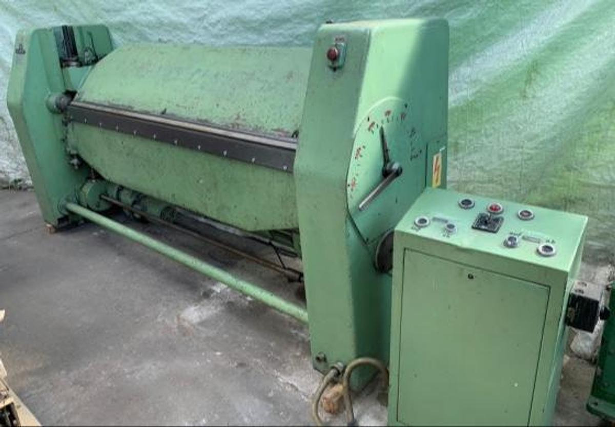 Abkantmaschine KRAMER - Μηχανήμα επεξεργασίας μετάλλου: φωτογραφία 1 Abkantmaschine KRAMER - Μηχανήμα επεξεργασίας μετάλλου: φωτογραφία 1