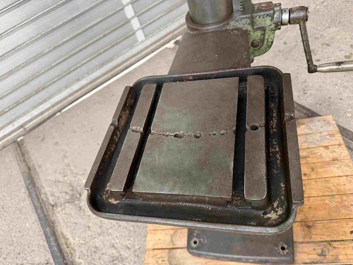 Säulenbohrmaschine FLOTT - Κολωνάτο δράπανο: φωτογραφία 3 Säulenbohrmaschine FLOTT - Κολωνάτο δράπανο: φωτογραφία 3