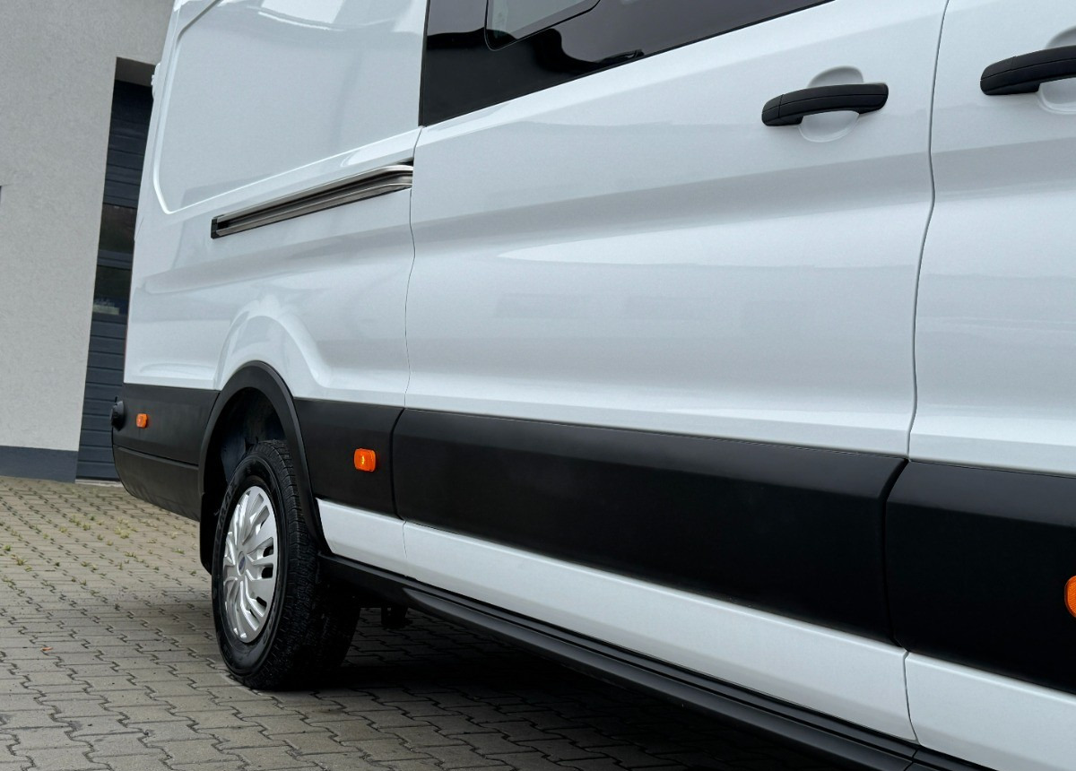 Διπλοκάμπινο ελαφρύ επαγγελματικό Ford Transit L4H3 Brygadówka 6 osoób 6tyś km przebiegu NOWE AUTO SALON PL FV23: φωτογραφία 13