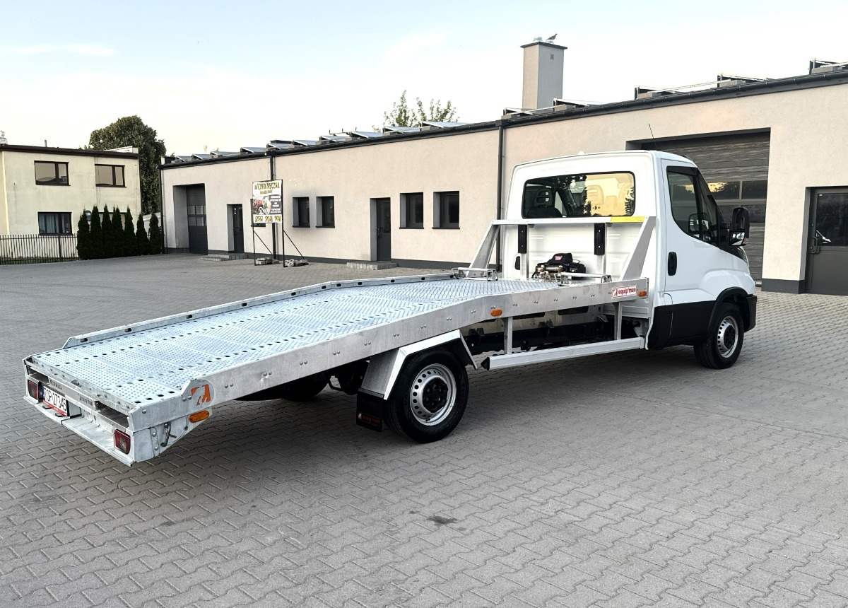 Iveco Daily 3.0 160KM Rok 2022 55 tys km przebiegu AUTOLAWETA Najazd laweta - Φορτηγό αυτοκινητάμαξα: φωτογραφία 3 Iveco Daily 3.0 160KM Rok 2022 55 tys km przebiegu AUTOLAWETA Najazd laweta - Φορτηγό αυτοκινητάμαξα: φωτογραφία 3