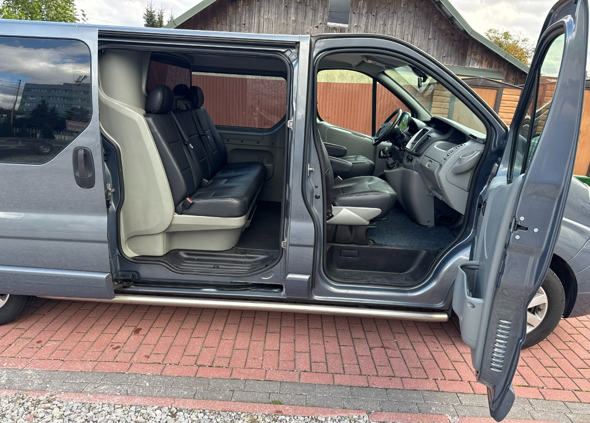 Opel Vivaro LONG 2.5 150KM Brygadówka Brygada Bezwypadkowy Super Stan FV23 - Διπλοκάμπινο ελαφρύ επαγγελματικό: φωτογραφία 5 Opel Vivaro LONG 2.5 150KM Brygadówka Brygada Bezwypadkowy Super Stan FV23 - Διπλοκάμπινο ελαφρύ επαγγελματικό: φωτογραφία 5