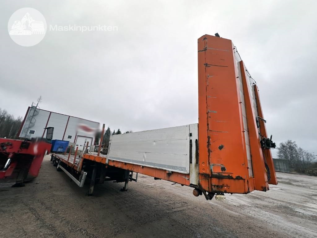 Briab Jumbotrailer - Επικαθήμενο με χαμηλό δάπεδο: φωτογραφία 4 Briab Jumbotrailer - Επικαθήμενο με χαμηλό δάπεδο: φωτογραφία 4