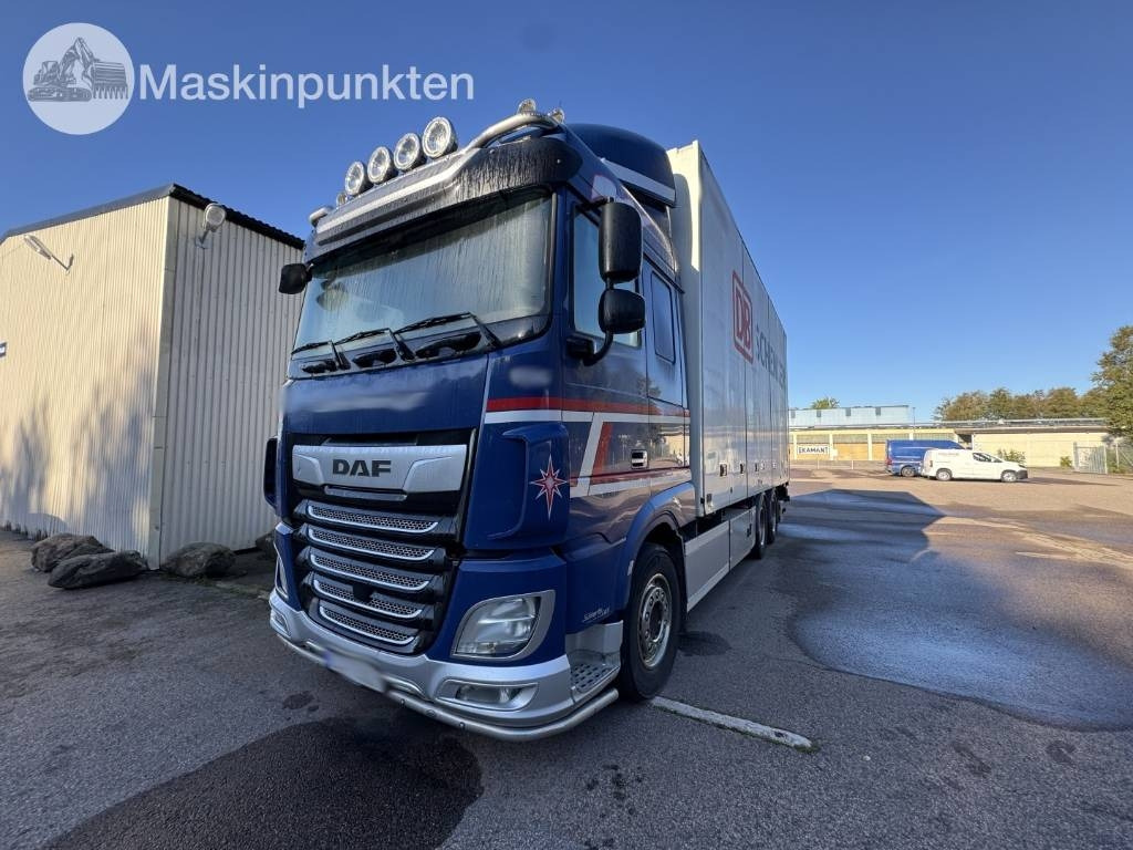 DAF FAS XF530Z - Φορτηγό κόφα: φωτογραφία 1 DAF FAS XF530Z - Φορτηγό κόφα: φωτογραφία 1