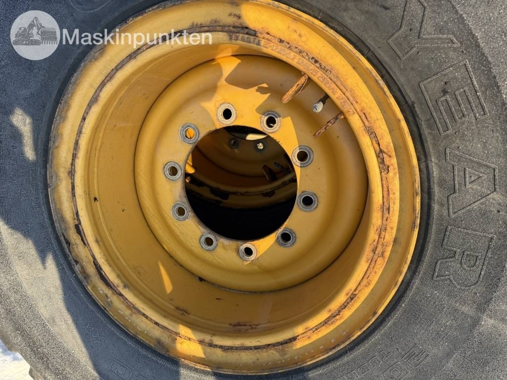 Goodyear GP-40 Däck med fälg till hjullastare - Ελαστικό για Κατασκευή μηχανήματα: φωτογραφία 5 Goodyear GP-40 Däck med fälg till hjullastare - Ελαστικό για Κατασκευή μηχανήματα: φωτογραφία 5