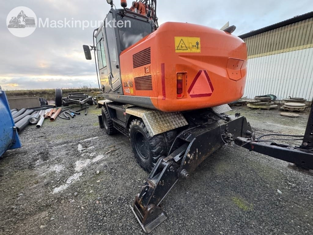Hitachi ZX 140 W-3 Med vagn och redskap! - Τροχοφόρος εκσκαφέας: φωτογραφία 2 Hitachi ZX 140 W-3 Med vagn och redskap! - Τροχοφόρος εκσκαφέας: φωτογραφία 2