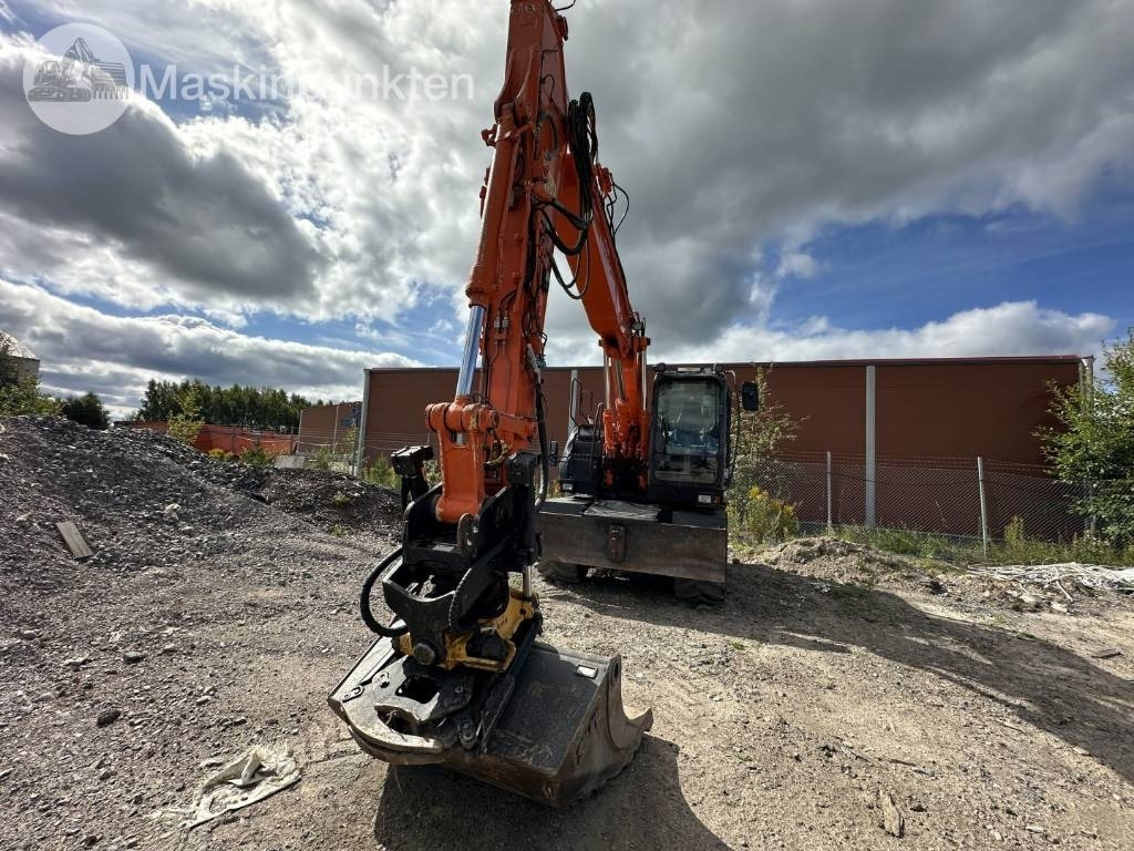 Hitachi ZX 140 W-5B - Τροχοφόρος εκσκαφέας: φωτογραφία 2 Hitachi ZX 140 W-5B - Τροχοφόρος εκσκαφέας: φωτογραφία 2
