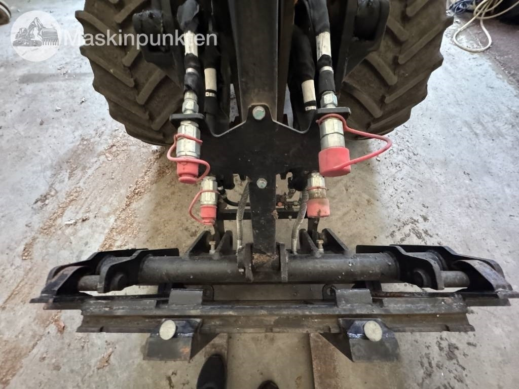 Μίσθωση JCB 403  JCB 403: φωτογραφία 24