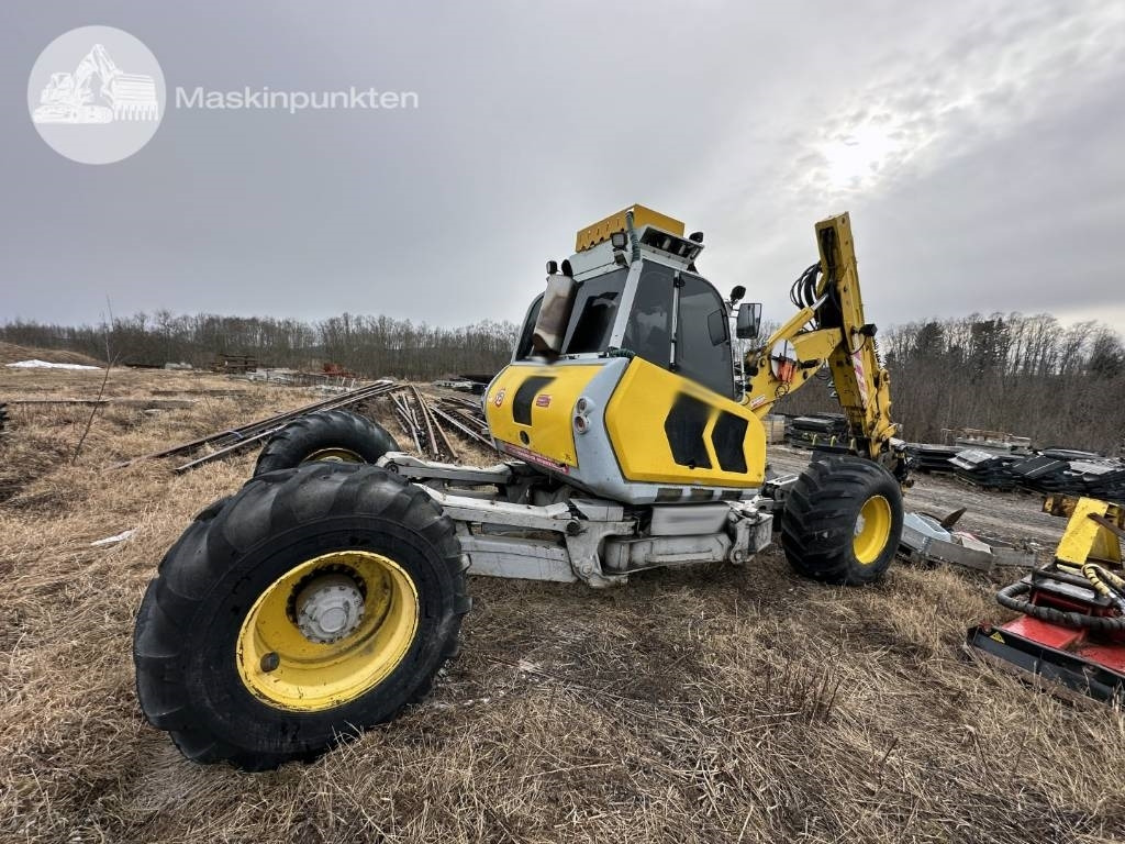 Menzi Muck A 91 4x4 P - Εκσκαφέας αράχνη: φωτογραφία 2 Menzi Muck A 91 4x4 P - Εκσκαφέας αράχνη: φωτογραφία 2