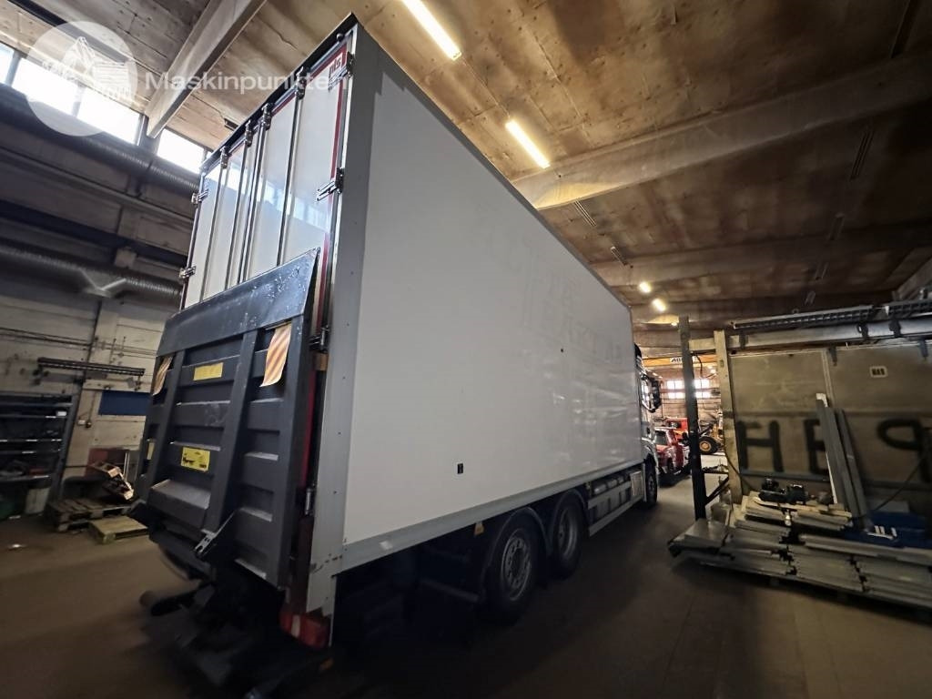 Mercedes-Benz Actros 2545 - Φορτηγό κόφα: φωτογραφία 4 Mercedes-Benz Actros 2545 - Φορτηγό κόφα: φωτογραφία 4