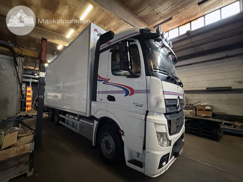 Mercedes-Benz Actros 2545 - Φορτηγό κόφα: φωτογραφία 3 Mercedes-Benz Actros 2545 - Φορτηγό κόφα: φωτογραφία 3