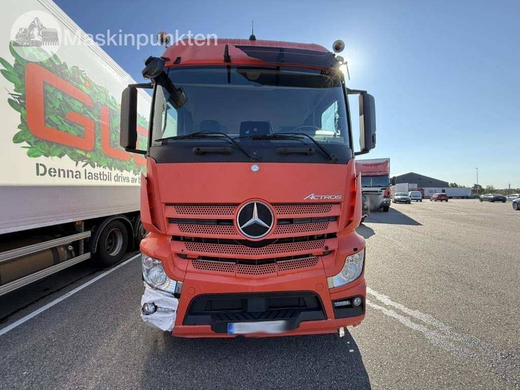 Mercedes-Benz Actros 2551 - Φορτηγό ψυγείο: φωτογραφία 2 Mercedes-Benz Actros 2551 - Φορτηγό ψυγείο: φωτογραφία 2