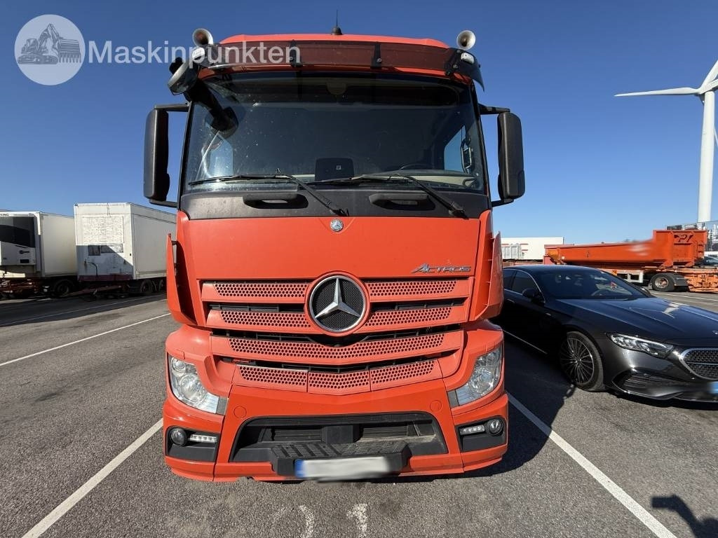 Mercedes-Benz Actros 2551 - Φορτηγό ψυγείο: φωτογραφία 2 Mercedes-Benz Actros 2551 - Φορτηγό ψυγείο: φωτογραφία 2