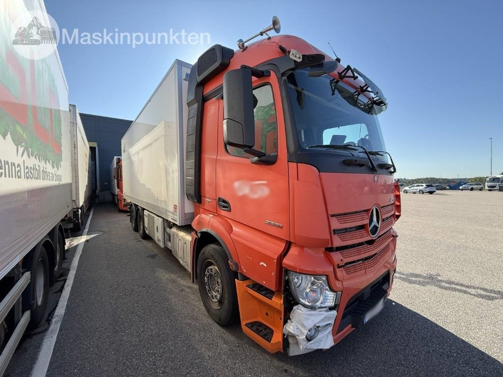 Mercedes-Benz Actros 2551 - Φορτηγό ψυγείο: φωτογραφία 3 Mercedes-Benz Actros 2551 - Φορτηγό ψυγείο: φωτογραφία 3