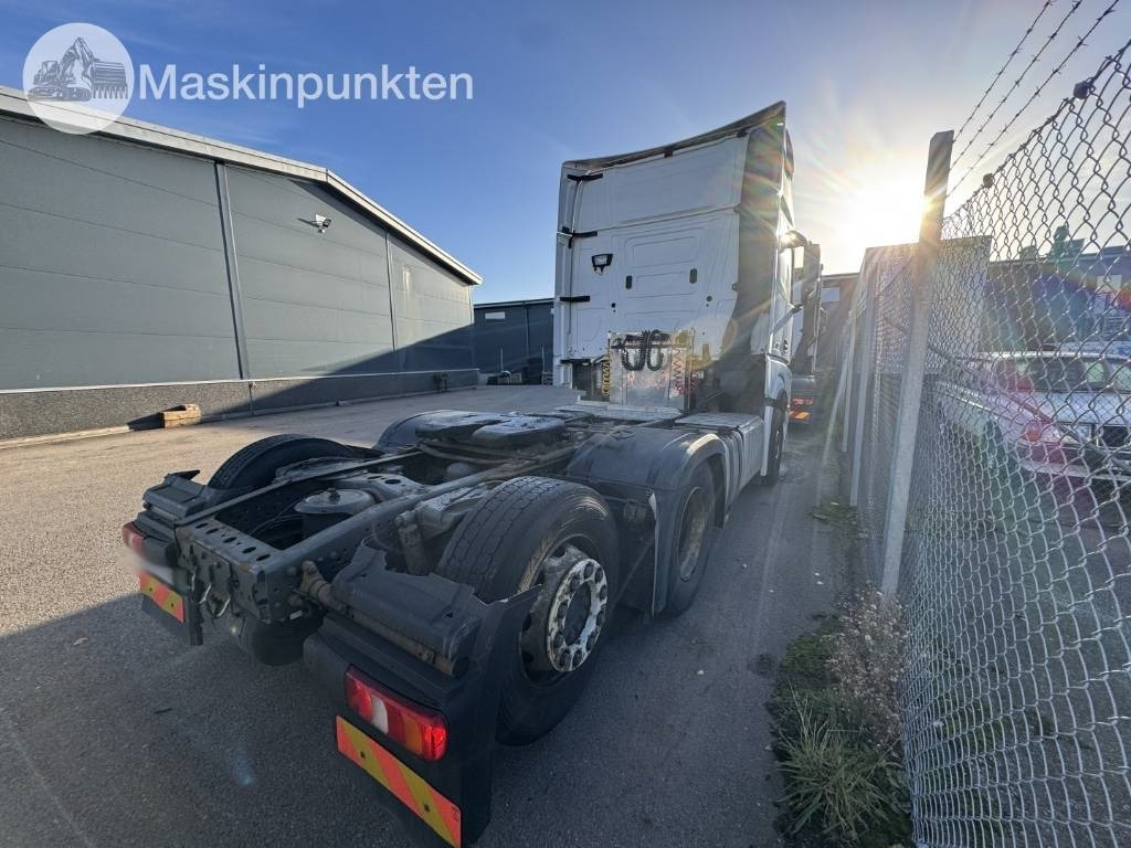 Mercedes-Benz Actros 963-4-C - Τράκτορας: φωτογραφία 3 Mercedes-Benz Actros 963-4-C - Τράκτορας: φωτογραφία 3