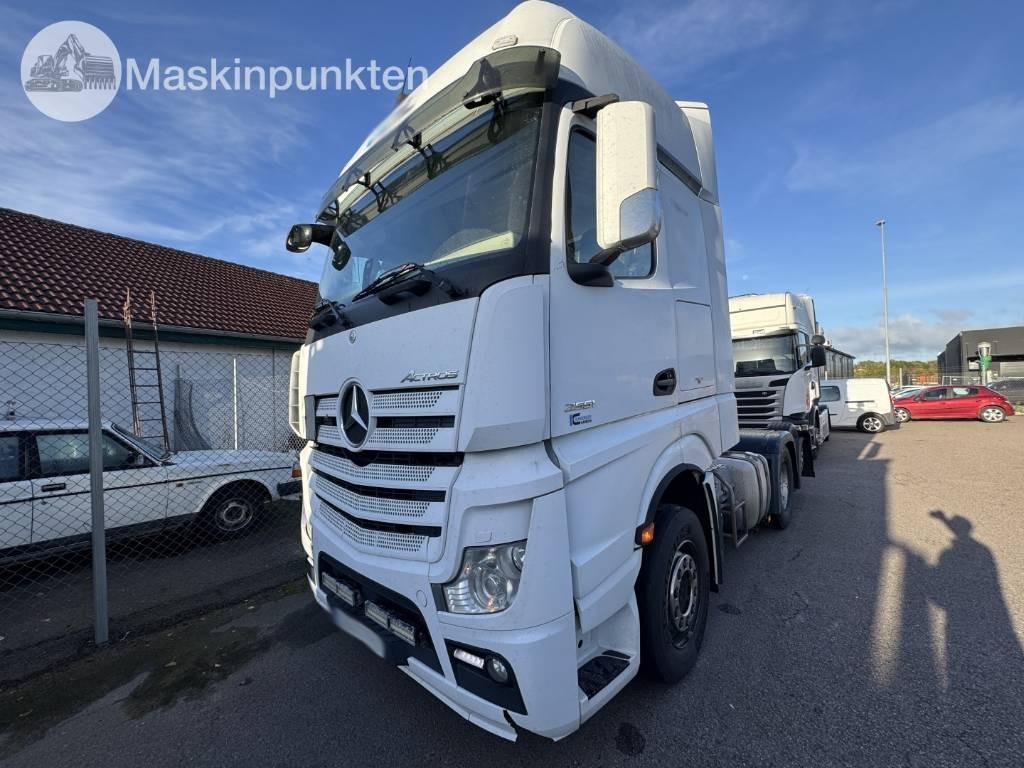 Mercedes-Benz Actros 963-4-C - Τράκτορας: φωτογραφία 1 Mercedes-Benz Actros 963-4-C - Τράκτορας: φωτογραφία 1