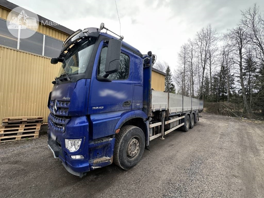Mercedes-Benz Arocs 3242 - Φορτηγό με γερανό: φωτογραφία 2 Mercedes-Benz Arocs 3242 - Φορτηγό με γερανό: φωτογραφία 2