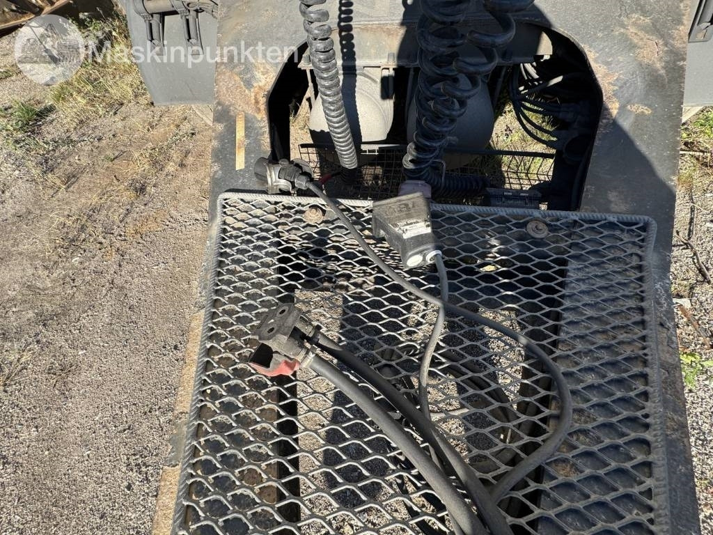 NTM APVD-52 - Ρυμούλκα dolly: φωτογραφία 4 NTM APVD-52 - Ρυμούλκα dolly: φωτογραφία 4