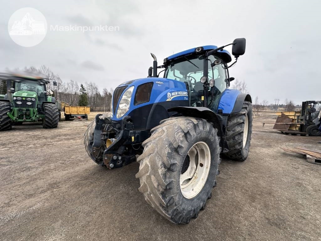New Holland T 7.185 - Τρακτέρ: φωτογραφία 3 New Holland T 7.185 - Τρακτέρ: φωτογραφία 3