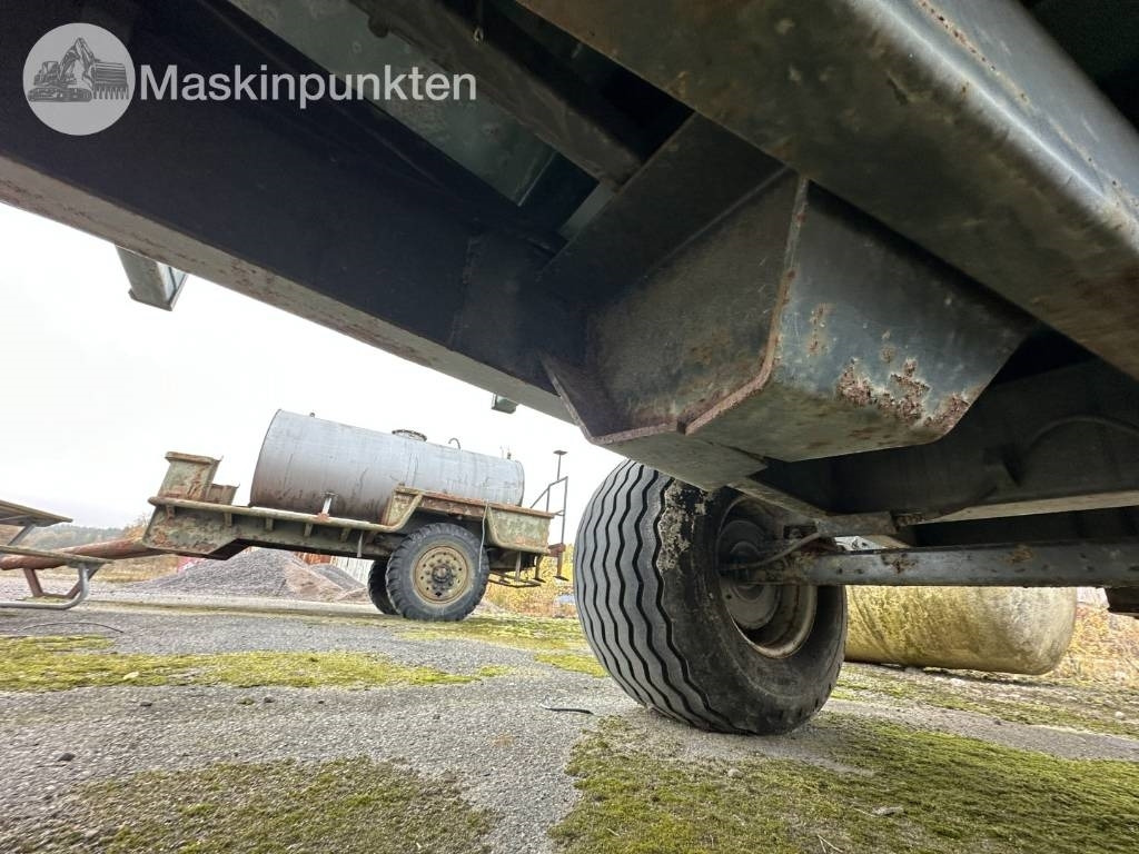 Ανατρεπόμενη ρυμούλκα για τρακτέρ Palmse Trailer 700 Tippvagn: φωτογραφία 19 Ανατρεπόμενη ρυμούλκα για τρακτέρ Palmse Trailer 700 Tippvagn: φωτογραφία 19