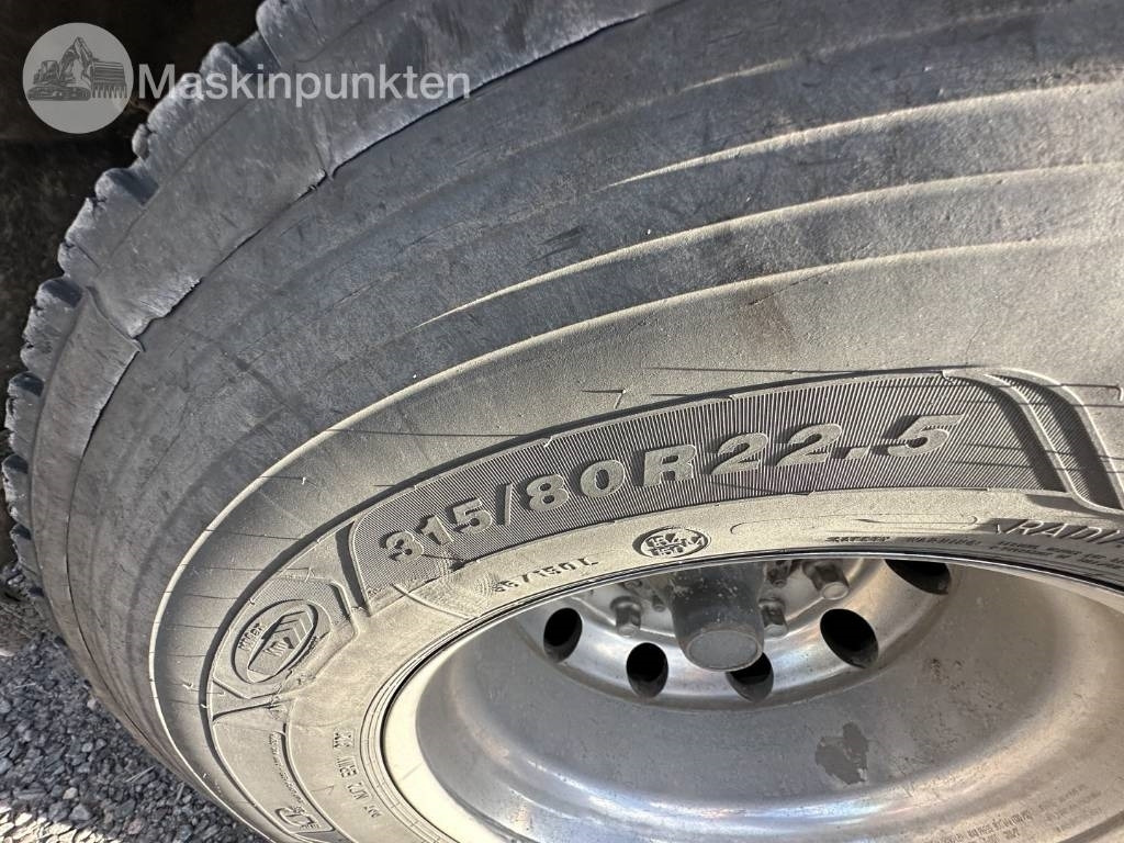 Φορτηγό ξυλείας Scania R 650: φωτογραφία 37 Φορτηγό ξυλείας Scania R 650: φωτογραφία 37