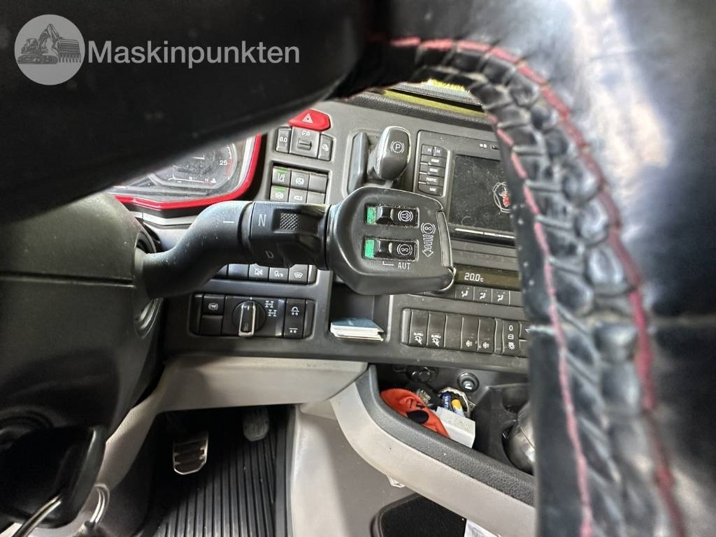 Φορτηγό ξυλείας Scania R 650: φωτογραφία 15 Φορτηγό ξυλείας Scania R 650: φωτογραφία 15