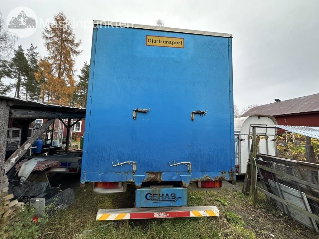 Volvo FH 12 - Φορτηγό μεταφορά ζώων: φωτογραφία 5 Volvo FH 12 - Φορτηγό μεταφορά ζώων: φωτογραφία 5