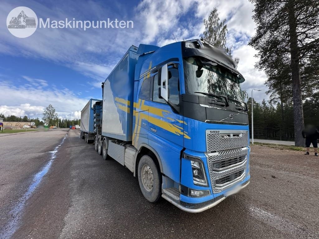Volvo FH 16 750 - Φορτηγό ξυλείας: φωτογραφία 4 Volvo FH 16 750 - Φορτηγό ξυλείας: φωτογραφία 4