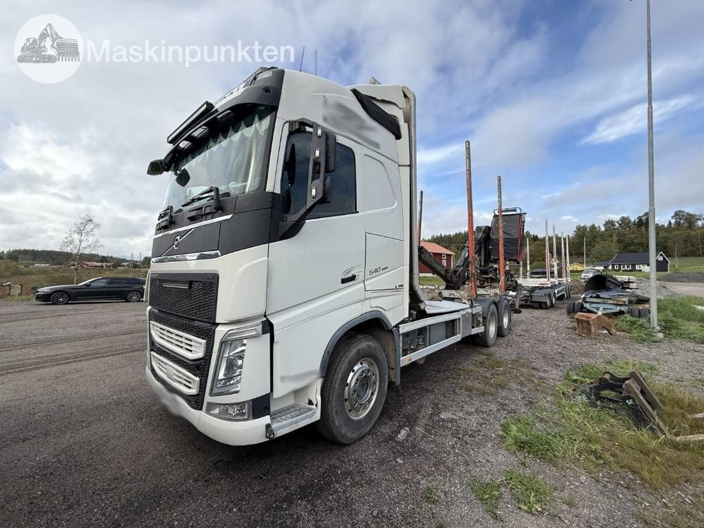Volvo FH 540 - Φορτηγό ξυλείας: φωτογραφία 1 Volvo FH 540 - Φορτηγό ξυλείας: φωτογραφία 1