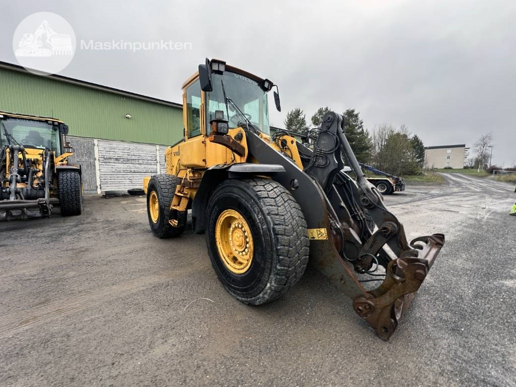 Volvo L 90 E - Ελαστιχοφόρος φορτωτής: φωτογραφία 3 Volvo L 90 E - Ελαστιχοφόρος φορτωτής: φωτογραφία 3
