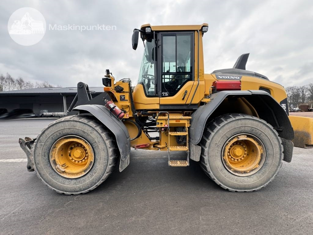 Volvo L 90 H - Ελαστιχοφόρος φορτωτής: φωτογραφία 1 Volvo L 90 H - Ελαστιχοφόρος φορτωτής: φωτογραφία 1