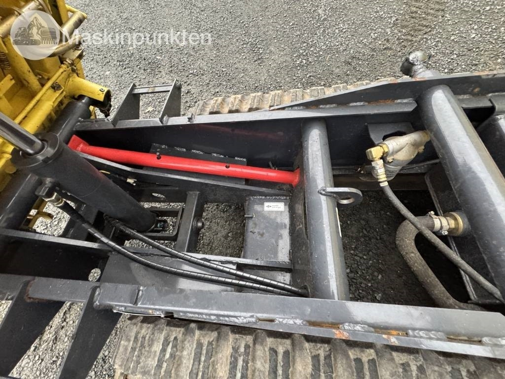 Μίνι ανατρεπόμενο Yanmar C 12 R A: φωτογραφία 29