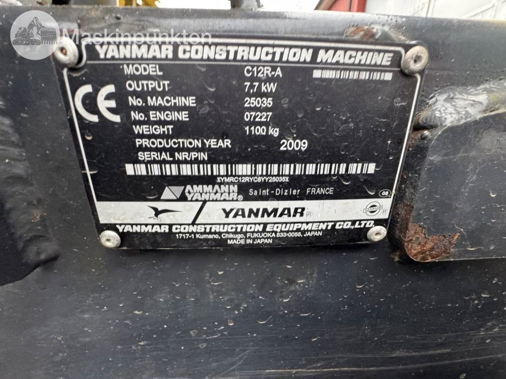 Μίνι ανατρεπόμενο Yanmar C 12 R A: φωτογραφία 32