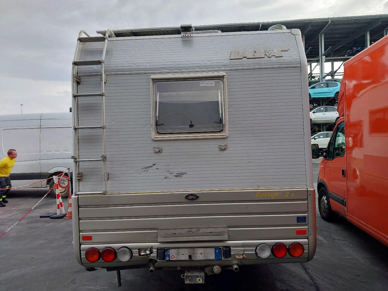 IVECO LAIKA 35.12 CAMPING 122 - Αυτοκινούμενο με σοφίτα: φωτογραφία 5 IVECO LAIKA 35.12 CAMPING 122 - Αυτοκινούμενο με σοφίτα: φωτογραφία 5