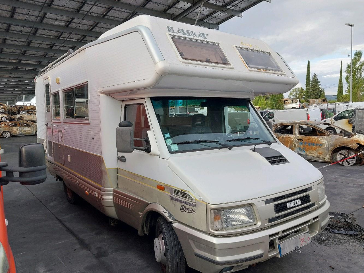 IVECO LAIKA 35.12 CAMPING 122 - Αυτοκινούμενο με σοφίτα: φωτογραφία 2 IVECO LAIKA 35.12 CAMPING 122 - Αυτοκινούμενο με σοφίτα: φωτογραφία 2