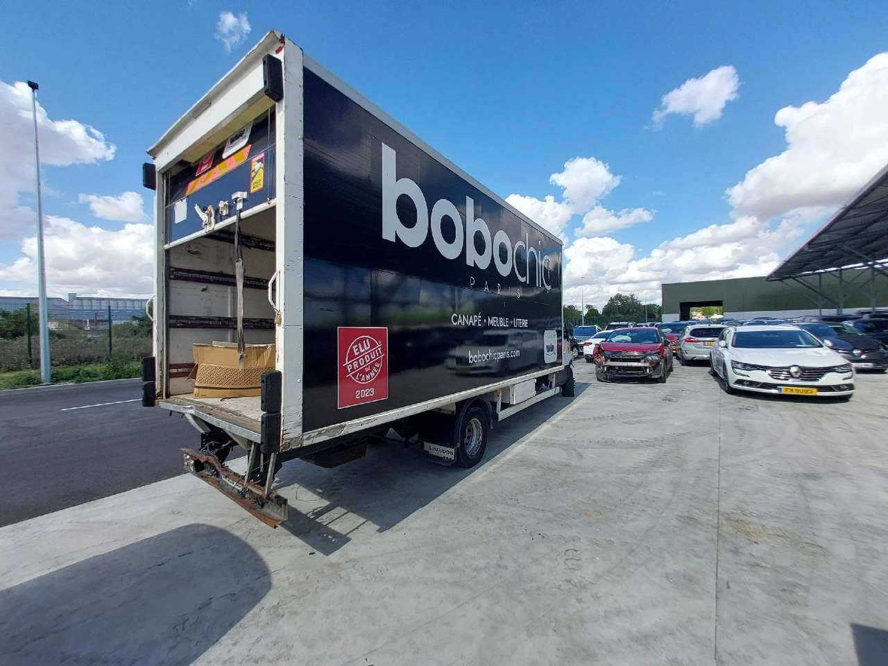 IVECO PORTEUR 65C14N - Επαγγελματικό αυτοκίνητο κόφα: φωτογραφία 4 IVECO PORTEUR 65C14N - Επαγγελματικό αυτοκίνητο κόφα: φωτογραφία 4