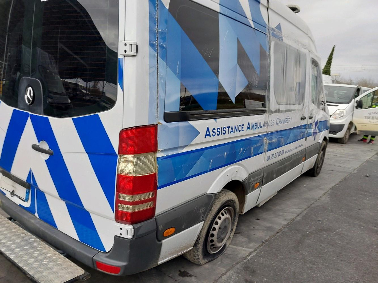 MERCEDES SPRINTER II 313 2.2 CDI 130 - Ασθενοφόρο: φωτογραφία 4 MERCEDES SPRINTER II 313 2.2 CDI 130 - Ασθενοφόρο: φωτογραφία 4