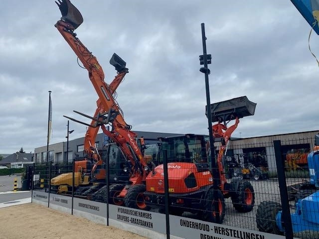 Kubota R 065 - Ελαστιχοφόρος φορτωτής: φωτογραφία 3 Kubota R 065 - Ελαστιχοφόρος φορτωτής: φωτογραφία 3