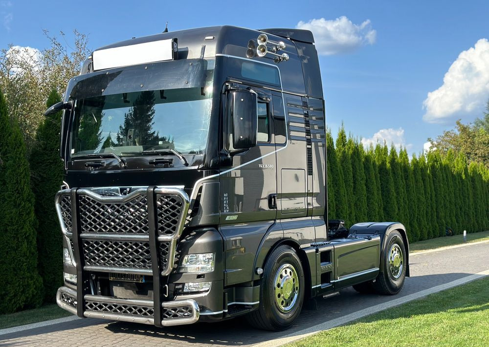 MAN TGX 18.580 D38 XXL RETARDER - Τράκτορας: φωτογραφία 1 MAN TGX 18.580 D38 XXL RETARDER - Τράκτορας: φωτογραφία 1