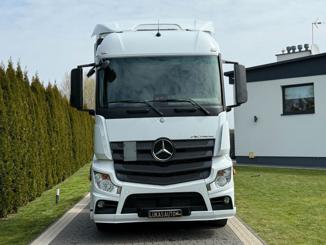 Mercedes-Benz ACTROS 1845 HYDRAULIC - Τράκτορας: φωτογραφία 2 Mercedes-Benz ACTROS 1845 HYDRAULIC - Τράκτορας: φωτογραφία 2
